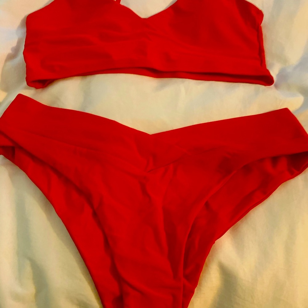 NWT Cute 2 piece cheeky swimsuit